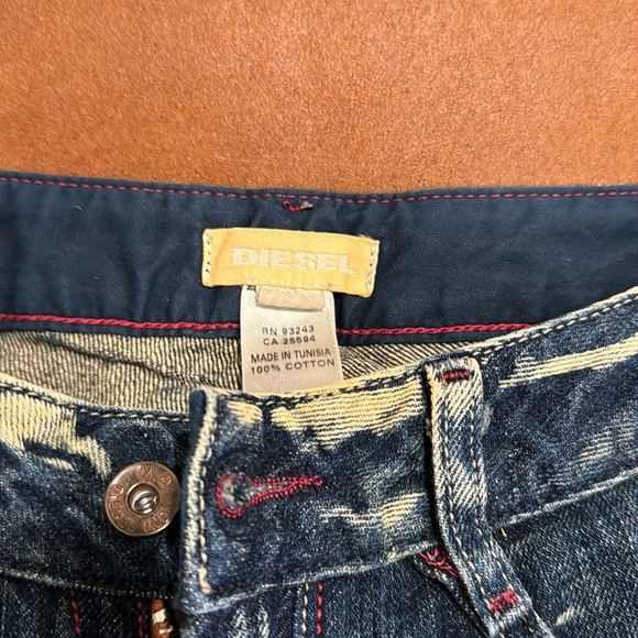 Diesel 2000s side zipper capris - Picture 2 of 7